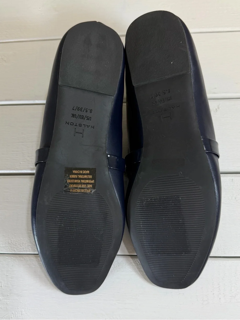Halston Vincent-S Navy Vegan Leather Loafers Women’s Sz 8.5 Modern Minimalist - Picture 9 of 10